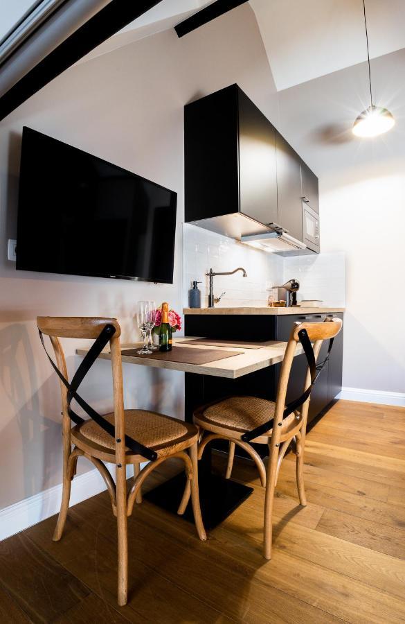 Apartment Luxury Suites Ambassador