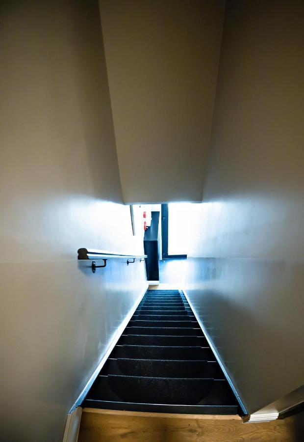 Luxury Suites Ambassador Apartment *